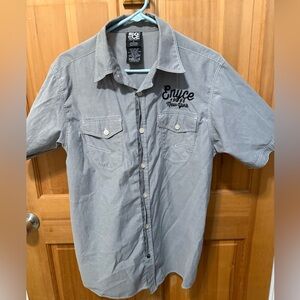 Enyce Light Gray Short-Sleeve Button-Down Shirt with Chest Pockets